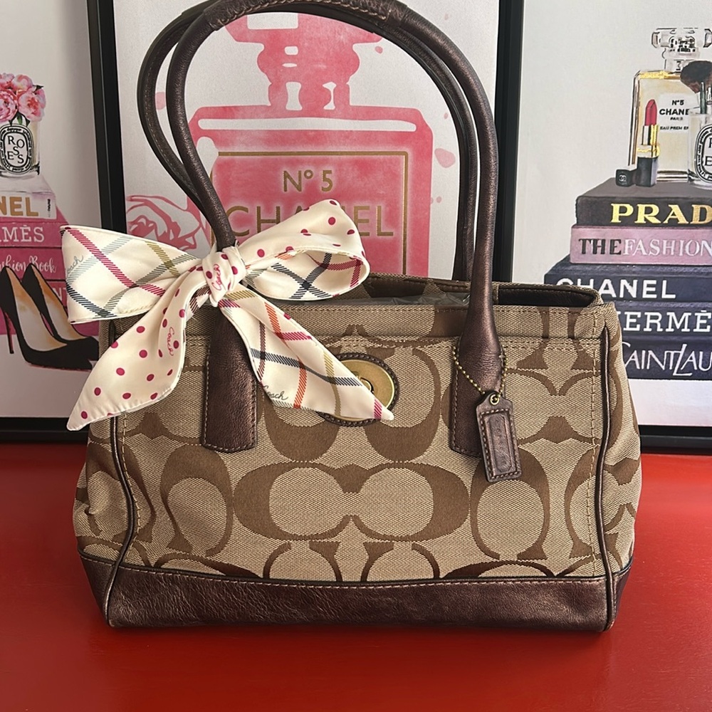 Coach - Monogram C Shopper brown canvas tote